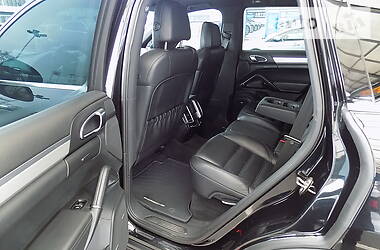 Позашляховик / Кросовер Porsche Cayenne 2010 в 