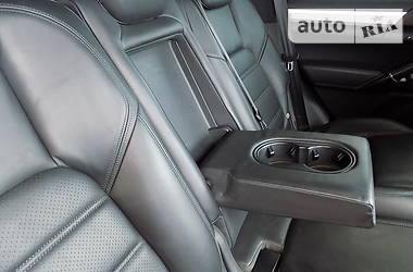 Позашляховик / Кросовер Porsche Cayenne 2010 в 