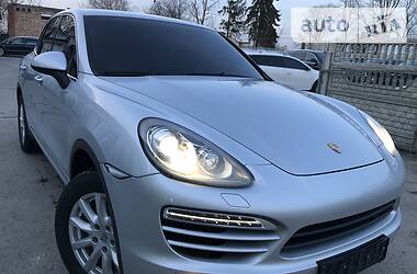 Позашляховик / Кросовер Porsche Cayenne 2013 в 