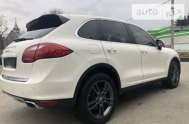 Внедорожник / Кроссовер Porsche Cayenne 2011 в Тернополе