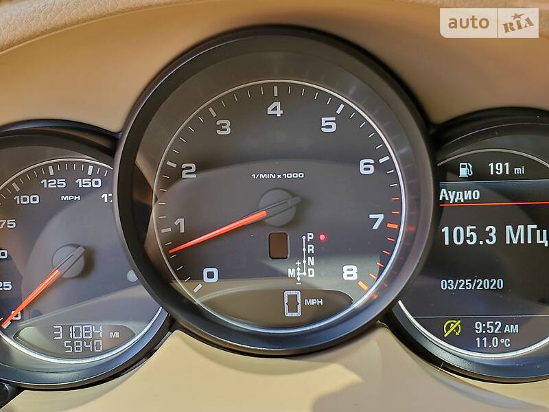 Позашляховик / Кросовер Porsche Cayenne 2011 в Одесі