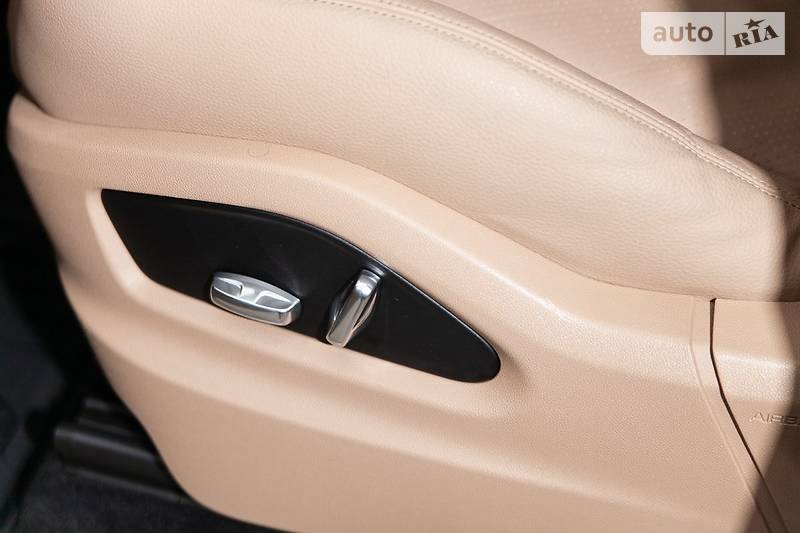 Позашляховик / Кросовер Porsche Cayenne 2018 в Одесі