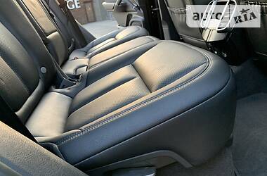 Внедорожник / Кроссовер Porsche Cayenne 2015 в 