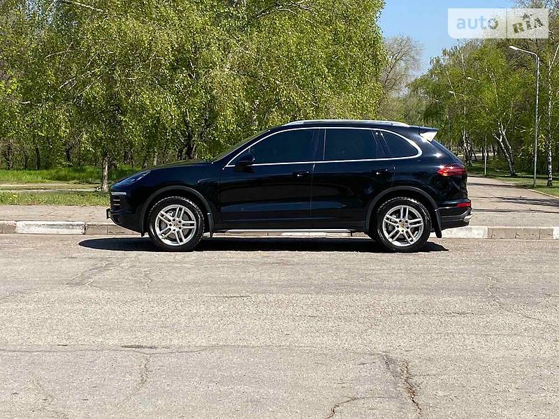 Универсал Porsche Cayenne 2016 в Запорожье