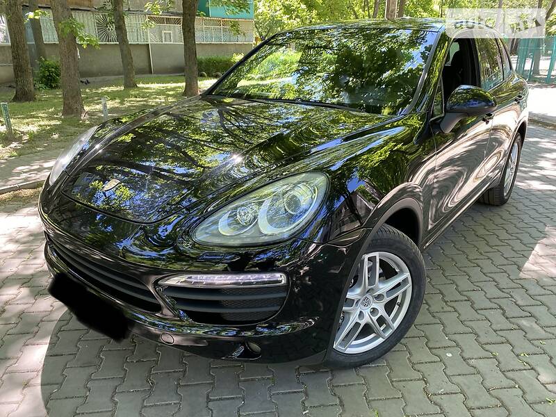 Позашляховик / Кросовер Porsche Cayenne 2010 в Одесі
