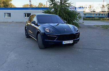 Внедорожник / Кроссовер Porsche Cayenne 2010 в Киеве