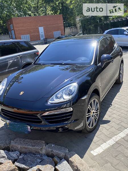 Позашляховик / Кросовер Porsche Cayenne 2013 в Одесі
