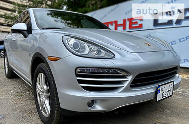 Внедорожник / Кроссовер Porsche Cayenne 2013 в Киеве