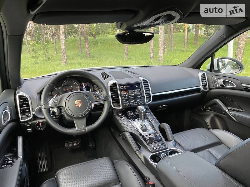 Позашляховик / Кросовер Porsche Cayenne 2014 в Києві