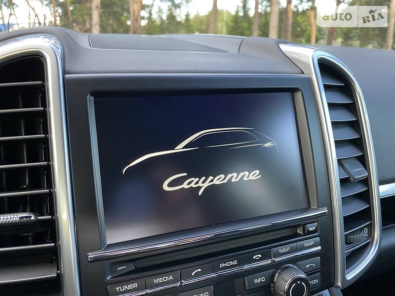 Позашляховик / Кросовер Porsche Cayenne 2014 в Києві