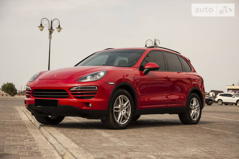 Внедорожник / Кроссовер Porsche Cayenne 2013 в Харькове