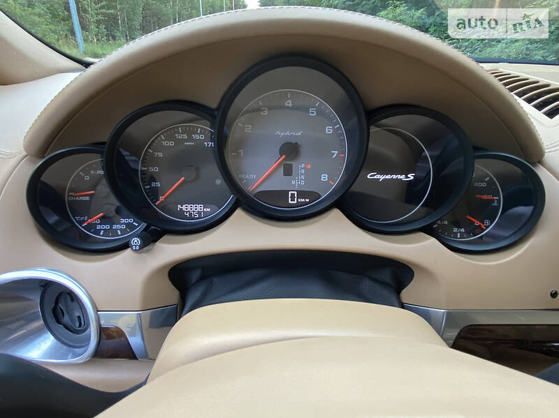 Позашляховик / Кросовер Porsche Cayenne 2010 в Києві