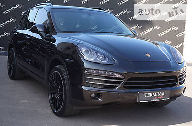 Внедорожник / Кроссовер Porsche Cayenne 2012 в Одессе