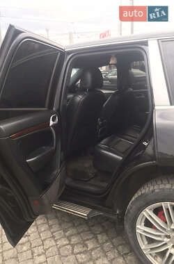 Внедорожник / Кроссовер Porsche Cayenne 2006 в 