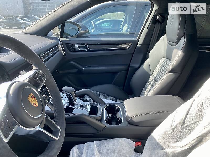 Внедорожник / Кроссовер Porsche Cayenne 2021 в Киеве фото 41 Внедорожник / Кроссовер Porsche Cayenne 2021 в Киеве