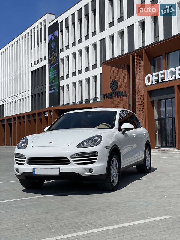 Внедорожник / Кроссовер Porsche Cayenne 2012 в Виннице