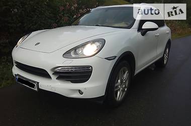 Позашляховик / Кросовер Porsche Cayenne 2013 в 