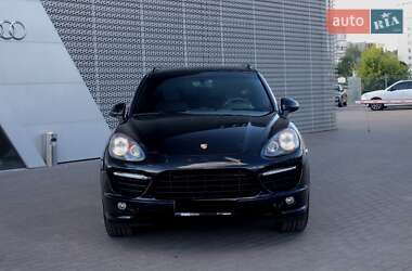 Внедорожник / Кроссовер Porsche Cayenne 2013 в Киеве