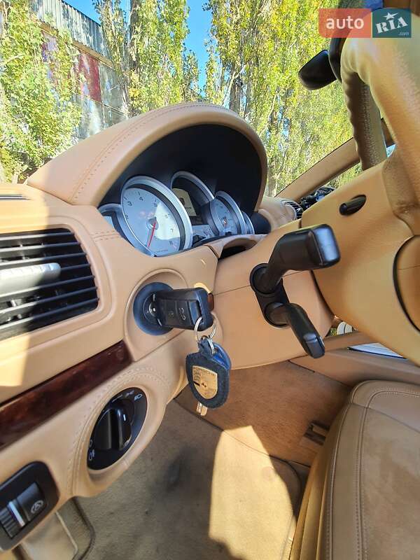 Внедорожник / Кроссовер Porsche Cayenne 2009 в Киеве