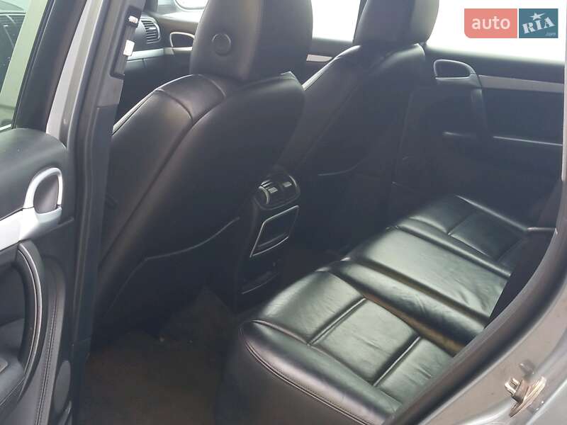 Позашляховик / Кросовер Porsche Cayenne 2003 в Києві