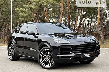 Внедорожник / Кроссовер Porsche Cayenne 2020 в 