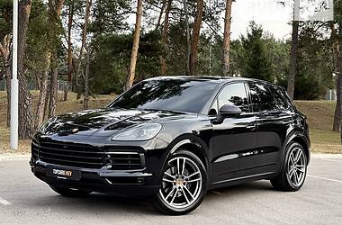 Внедорожник / Кроссовер Porsche Cayenne 2020 в 