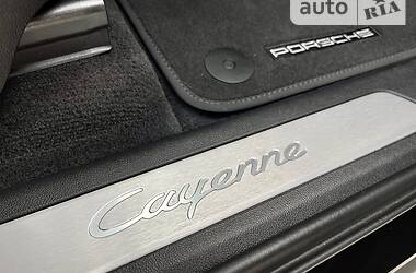 Внедорожник / Кроссовер Porsche Cayenne 2020 в 