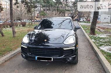 Внедорожник / Кроссовер Porsche Cayenne 2016 в Одессе