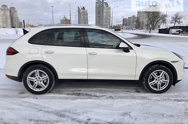 Позашляховик / Кросовер Porsche Cayenne 2012 в Києві