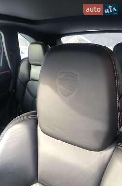 Внедорожник / Кроссовер Porsche Cayenne 2016 в 