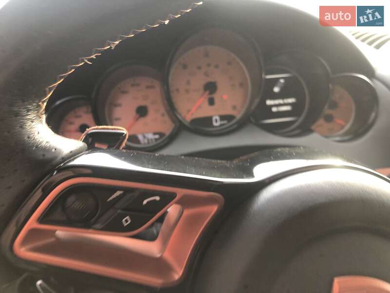 Внедорожник / Кроссовер Porsche Cayenne 2016 в Львове