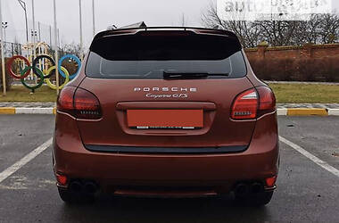 Позашляховик / Кросовер Porsche Cayenne 2013 в Мелітополі