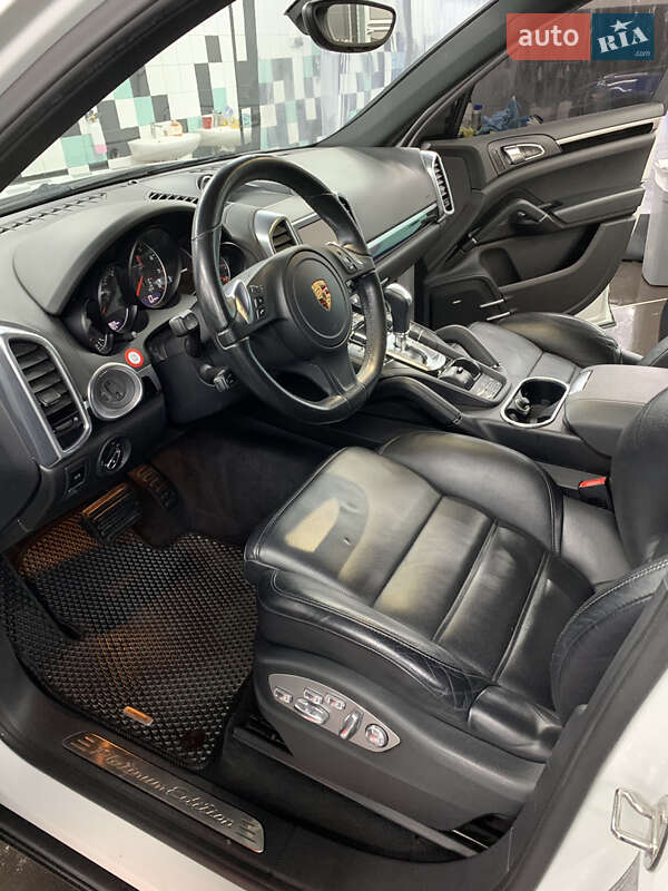 Позашляховик / Кросовер Porsche Cayenne 2013 в Києві фото 3 Позашляховик / Кросовер Porsche Cayenne 2013 в Києві