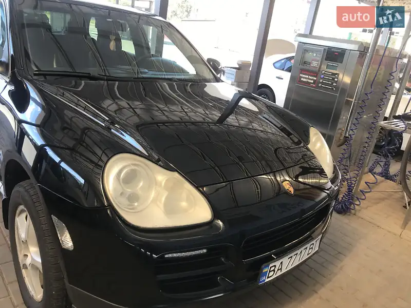 Porsche Cayenne 2004