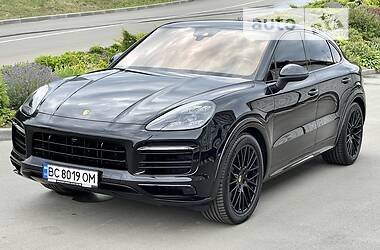 Внедорожник / Кроссовер Porsche Cayenne 2019 в 