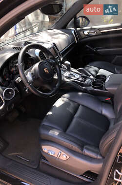 Позашляховик / Кросовер Porsche Cayenne 2013 в Кропивницькому