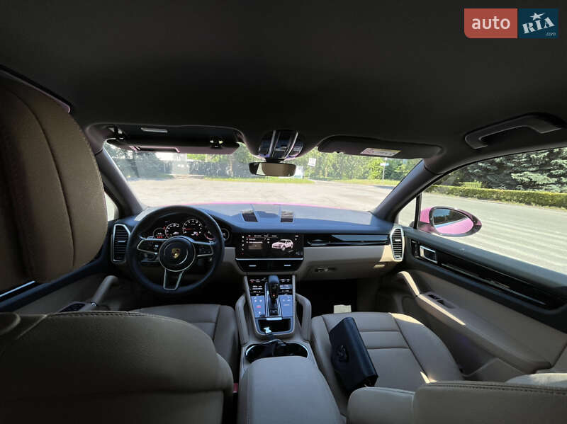 Позашляховик / Кросовер Porsche Cayenne 2021 в Києві
