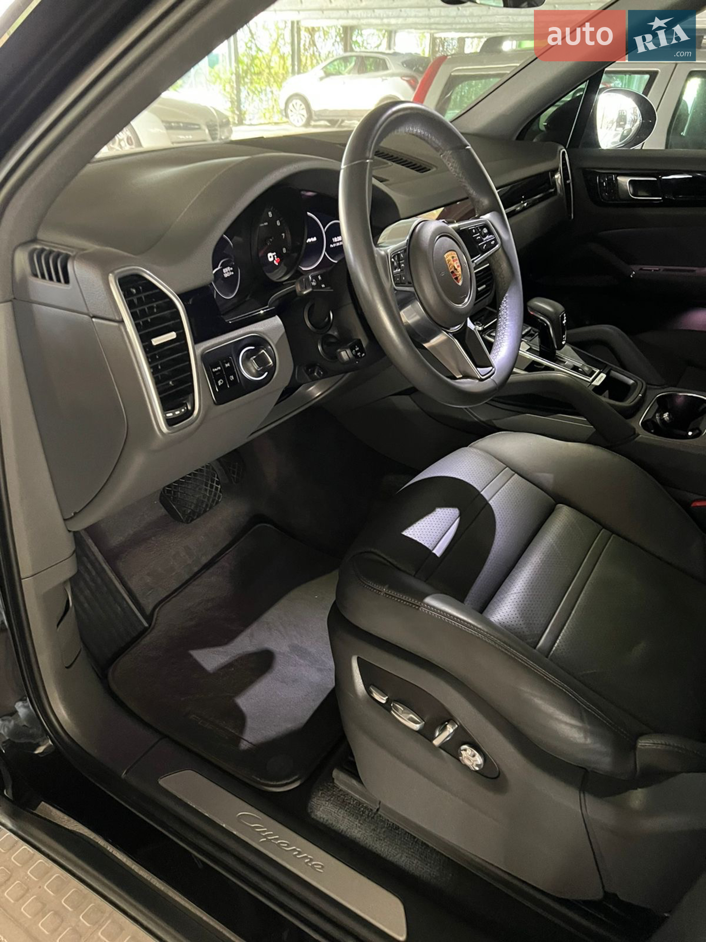 2018 Porsche Cayenne - мініатюра 6