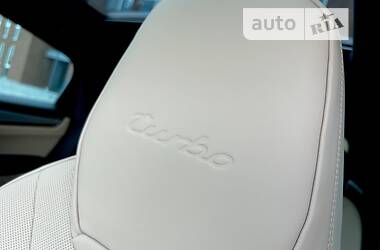 Внедорожник / Кроссовер Porsche Cayenne 2021 в 