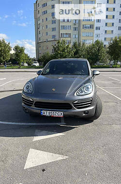 Позашляховик / Кросовер Porsche Cayenne 2013 в Івано-Франківську