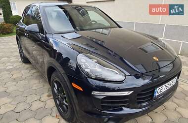 Внедорожник / Кроссовер Porsche Cayenne 2015 в Черновцах