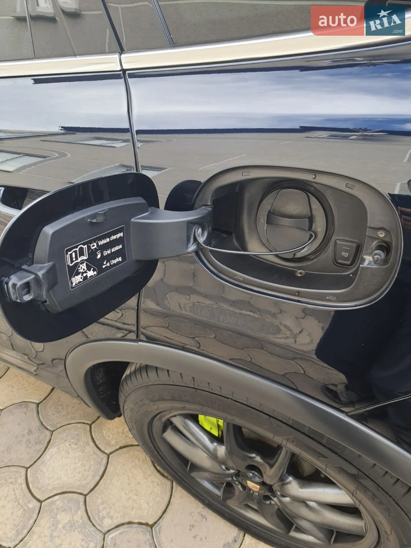 2015 Porsche Cayenne - мініатюра 42