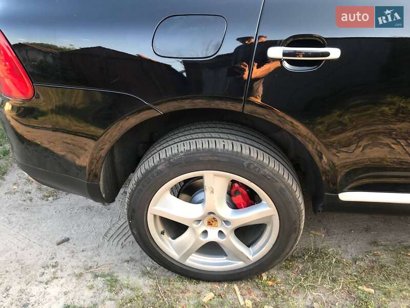 Позашляховик / Кросовер Porsche Cayenne 2004 в Києві