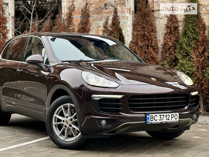 Внедорожник / Кроссовер Porsche Cayenne 2017 в Львове фото 12 Внедорожник / Кроссовер Porsche Cayenne 2017 в Львове
