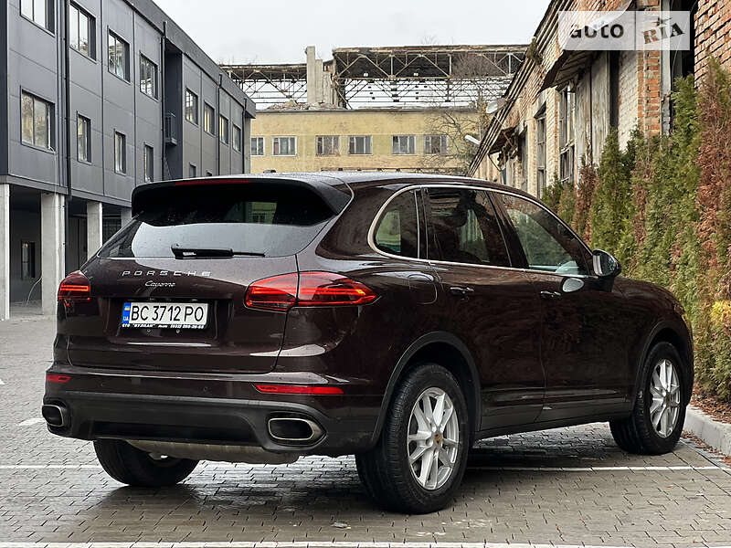 Внедорожник / Кроссовер Porsche Cayenne 2017 в Львове фото 24 Внедорожник / Кроссовер Porsche Cayenne 2017 в Львове