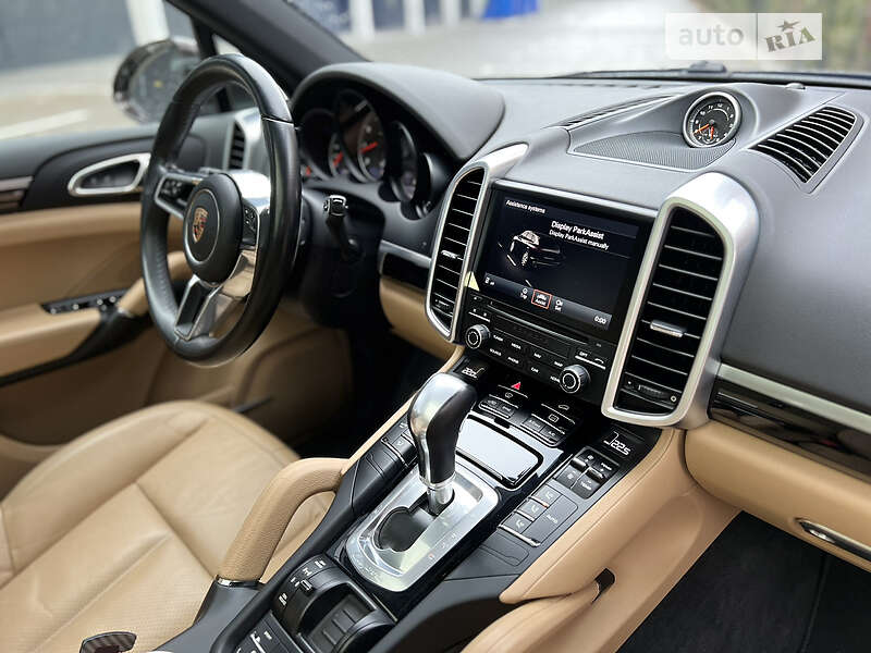 Внедорожник / Кроссовер Porsche Cayenne 2017 в Львове фото 57 Внедорожник / Кроссовер Porsche Cayenne 2017 в Львове