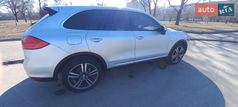 Позашляховик / Кросовер Porsche Cayenne 2013 в Дніпрі фото 6 Позашляховик / Кросовер Porsche Cayenne 2013 в Дніпрі