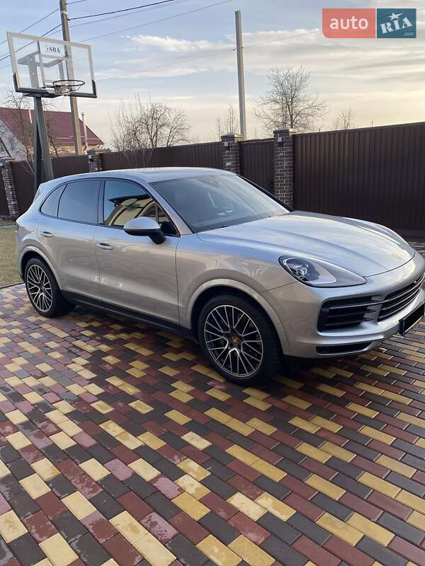 Позашляховик / Кросовер Porsche Cayenne 2020 в Дніпрі