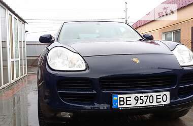 Позашляховик / Кросовер Porsche Cayenne 2004 в Миколаєві