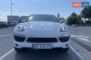 Внедорожник / Кроссовер Porsche Cayenne 2013 в Тернополе